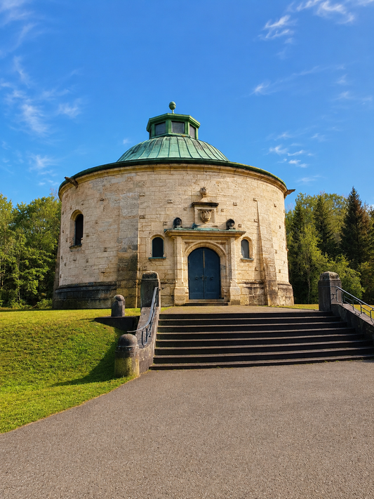 Wasserschloss Reisach als Ziel der Laufrunde